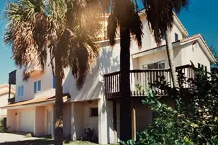 1622 Bay Point Ct, Sarasota, FL 34236 - Photo 5