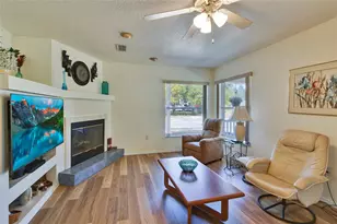 7095 Blackbird Ave, Weeki Wachee, FL 34613 - Photo 9