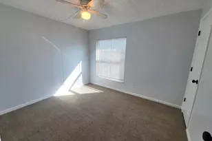 5122 Temple Heights Rd, Tampa, FL 33617 - Photo 11