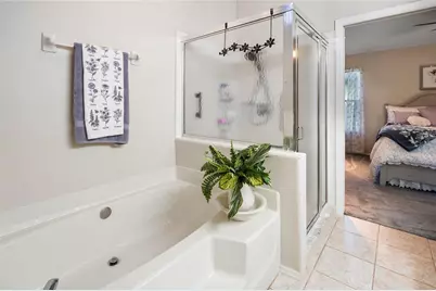 7815 Geneva Lane, Sarasota, FL 34243 - Photo 23