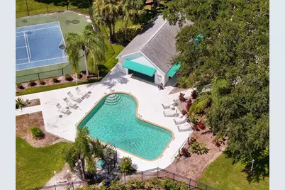 7815 Geneva Lane, Sarasota, FL 34243 - Photo 5