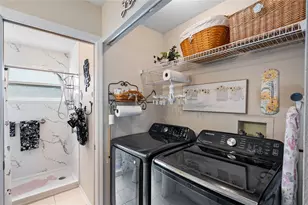 7815 Geneva Ln, Sarasota, FL 34243 - Photo 31