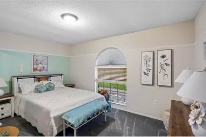 7815 Geneva Lane, Sarasota, FL 34243 - Photo 25