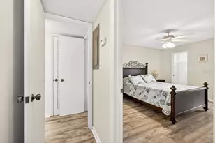 4533 Marine Pkwy, New Port Richey, FL 34652 - Photo 15