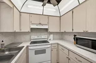 4533 Marine Pkwy, New Port Richey, FL 34652 - Photo 21