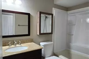 14921 Old Pointe Rd, Tampa, FL 33613 - Photo 23