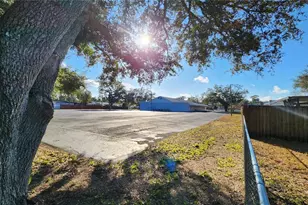 14921 Old Pointe Rd, Tampa, FL 33613 - Photo 27