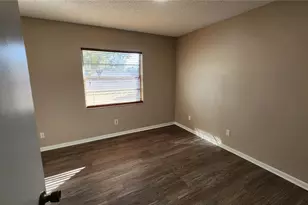 14921 Old Pointe Rd, Tampa, FL 33613 - Photo 21