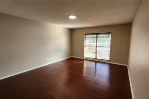 14921 Old Pointe Rd, Tampa, FL 33613 - Photo 11