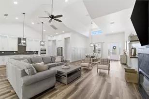 4586 Hickory Oak Dr, Brooksville, FL 34601 - Photo 9