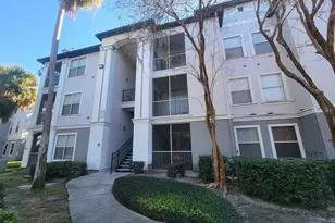 5709 Legacy Crescent Pl, Riverview, FL 33578 - Photo 1