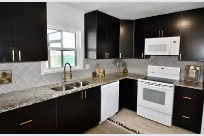 7925 Mitchell Ranch Road, New Port Richey, FL 34655 - Photo 9