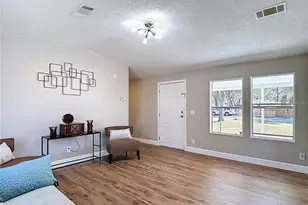 11955 Bemont Ave, New Port Richey, FL 34654 - Photo 7