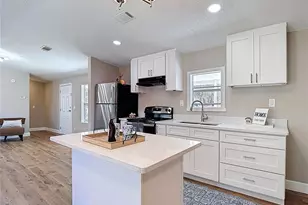 11955 Bemont Ave, New Port Richey, FL 34654 - Photo 15