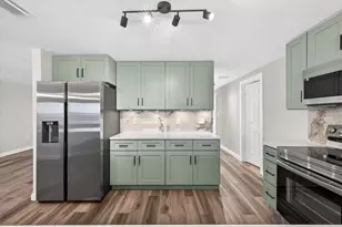 4001 Topsail Trail, New Port Richey, FL 34652 - Photo 13