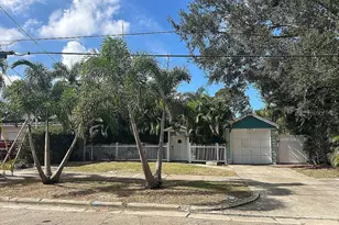 1742 Sunset Dr, Clearwater, FL 33755 - Photo 23