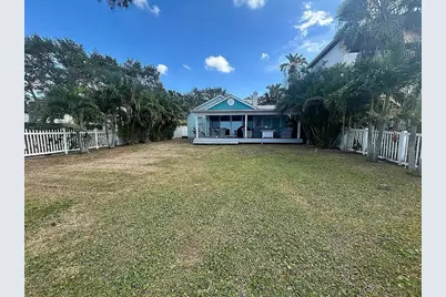 1742 Sunset Drive, Clearwater, FL 33755 - Photo 11