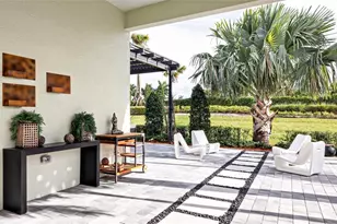 391 Verona Wy, Lady Lake, FL 32159 - Photo 5