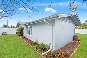 9420 Regina Ln, Port Richey, FL 34668 - Photo 25