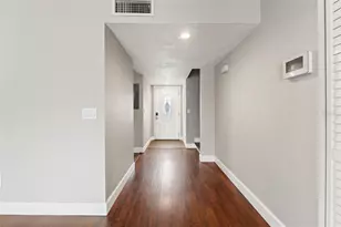 3919 Carroll Pines Ct, Tampa, FL 33614 - Photo 13