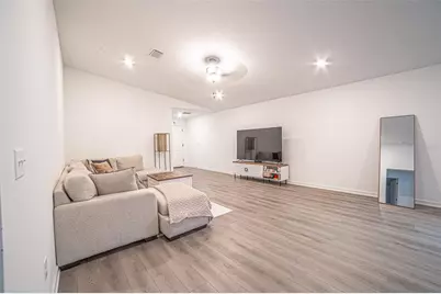 1375 Ahoy Avenue, Tampa, FL 33619 - Photo 5