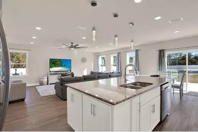 11208 Seattle Wren Avenue, Weeki Wachee, FL 34614 - Photo 13