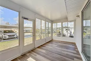 202 Bedford Trail, Sun City Center, FL 33573 - Photo 5