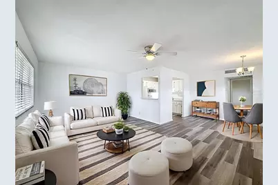 202 Bedford Trail #103, Sun City Center, FL 33573 - Photo 3