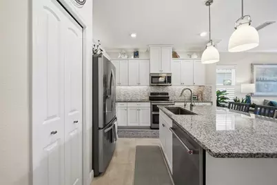 7205 Costa Bella Drive, Bradenton, FL 34209 - Photo 17