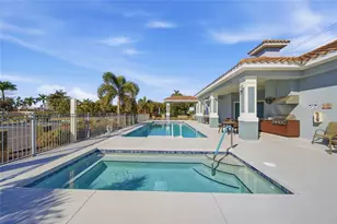 7205 Costa Bella Dr, Bradenton, FL 34209 - Photo 35