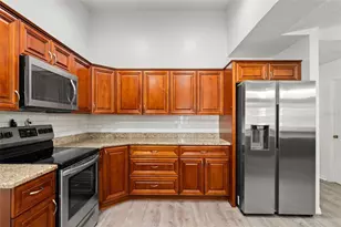 18723 Floralton Dr, Spring Hill, FL 34610 - Photo 19