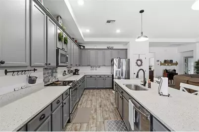 895 Old Windsor Way, Spring Hill, FL 34609 - Photo 11