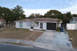 10226 Glen Moor Ln, Port Richey, FL 34668 - Photo 1