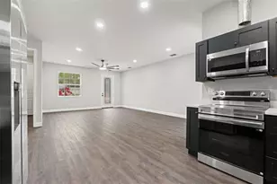 9023 Glenarm Way, Weeki Wachee, FL 34613 - Photo 23