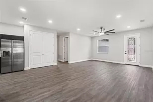 9023 Glenarm Way, Weeki Wachee, FL 34613 - Photo 19