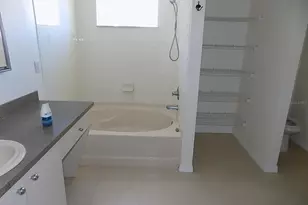 11722 Crest Creek Dr, Riverview, FL 33569 - Photo 9