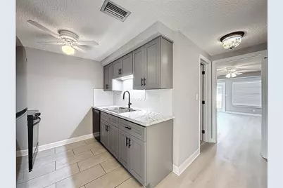 4233 Stratford Drive #D, New Port Richey, FL 34652 - Photo 15