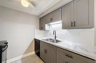 4233 Stratford Dr, New Port Richey, FL 34652 - Photo 17