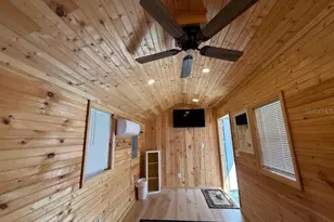 9265 Grizzly Bear Ln, Weeki Wachee, FL 34613 - Photo 17