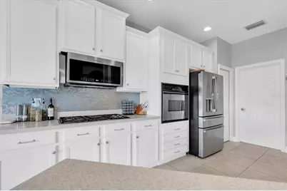 27446 Kirkwood Circle, Wesley Chapel, FL 33544 - Photo 15