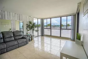 7100 Sunshine Skyway Ln S, Saint Petersburg, FL 33711 - Photo 19