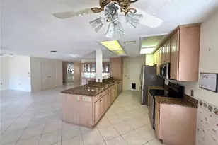 2376 Bent Pine Ct, Spring Hill, FL 34606 - Photo 7
