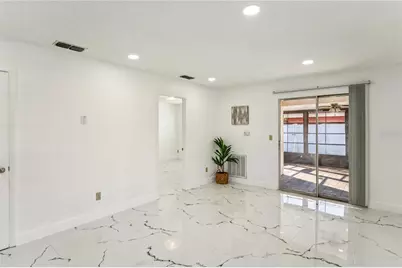 6324 Bonnie Bay Circle N, Pinellas Park, FL 33781 - Photo 9