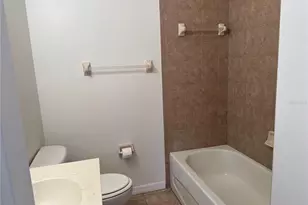 21007 Sunpoint Way, Lutz, FL 33558 - Photo 23