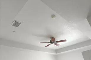 21007 Sunpoint Way, Lutz, FL 33558 - Photo 15