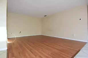 5645 Hamilton Harbor Dr, New Port Richey, FL 34652 - Photo 9