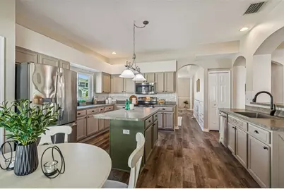 1744 Mapleleaf Boulevard, Oldsmar, FL 34677 - Photo 31