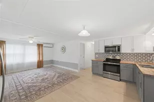 10810 Freedom Dr, Port Richey, FL 34668 - Photo 11