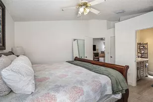 312 Benson St, Valrico, FL 33594 - Photo 13