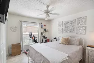 312 Benson St, Valrico, FL 33594 - Photo 17